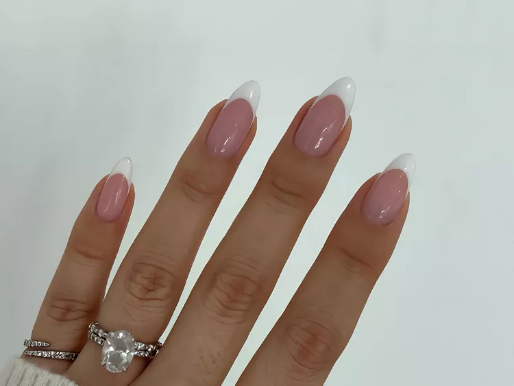 15 Subtly Glazed Looks To Try : “Baby Chrome” Is Spring 2025’s It-Girl Manicure
